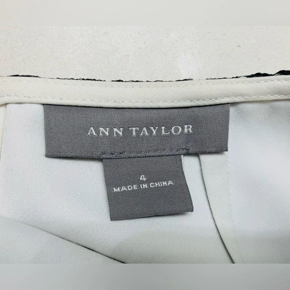 ANN TAYLOR Black Lace Pencil Skirt - Picture 7 of 8